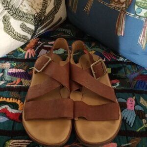 Korkease Sz 8 rich brown wide straps Sandals 'Quiet Luxury'